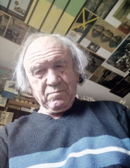 humour,macron,brigitte macron,connes,conneries,privé,coluche,langage,langage élyséen,mot,verbe,théâtre,médias,rien,vocabulaire,vocabulaire sexuel,sexualité,sexuel,adolescent,prétention,adulescent,potentiel,mûr,immaturité,adulte,mère,elève,défense